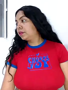 Snapshot of Brendabluee chatting on February 2025 02:28:02 AM Brendabluee online show from February 2025 02:28:02 AM