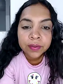 Snapshot of Brendabluee chatting on March 2025 03:51:01 AM Brendabluee online show from March 2025 03:51:01 AM