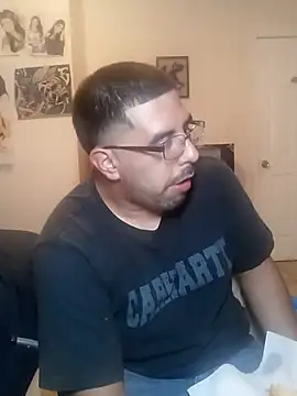 k1oudE online show from October 2025 05:04:02 AM