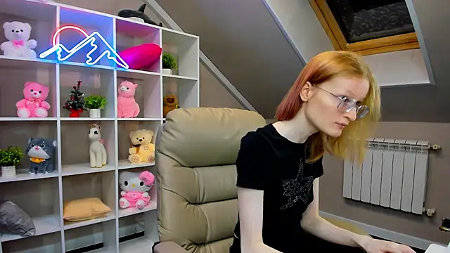 Snapshot of ElizabethHarpper chatting on December 2024 12:54:01 AM ElizabethHarpper online show from December 2024 12:54:01 AM