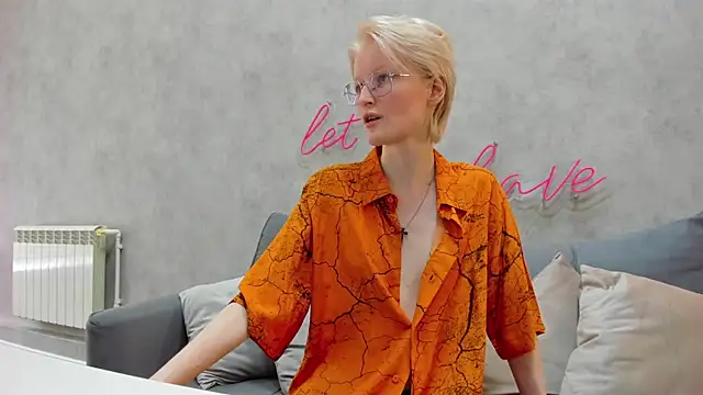 Snapshot of ElizabethHarpper chatting on March 2025 08:26:01 AM ElizabethHarpper online show from March 2025 08:26:01 AM