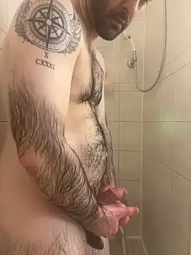 Faded-Solo online show from December 2025 02:17:02 AM