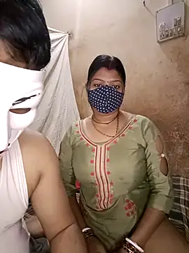 Hot muskaan online show from March 2025 12:53:02 PM