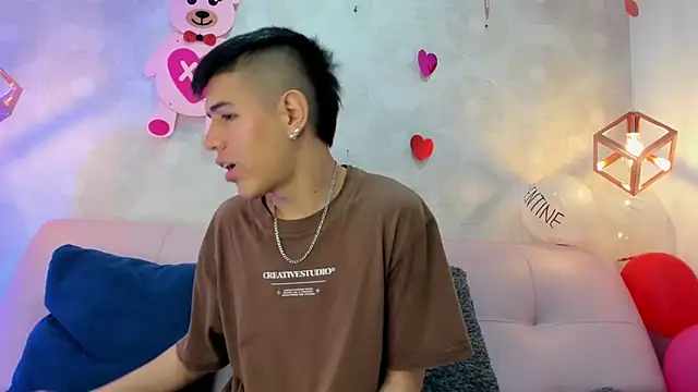 Angel Khouri online show from February 2025 03:31:02 AM