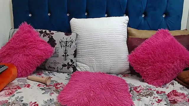 Snapshot of SexyLadyBoosxx chatting on February 2026 01:36:02 PM SexyLadyBoosxx online show from February 2026 01:36:02 PM