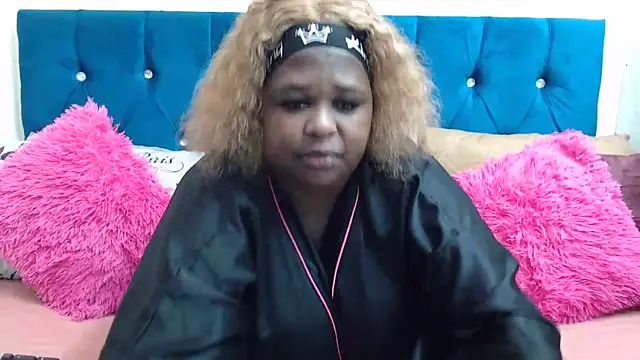 Snapshot of SexyLadyBoosxx chatting on February 2026 03:31:01 PM SexyLadyBoosxx online show from February 2026 03:31:01 PM