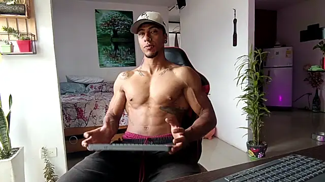 Adam Valenciia online show from March 2026 05:52:01 PM