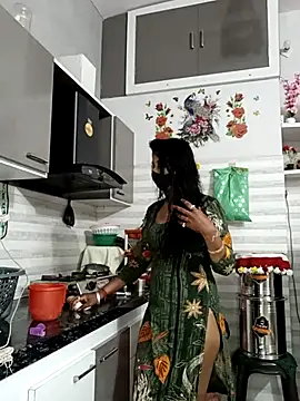 Best-Couple online show from November 2025 03:06:01 AM