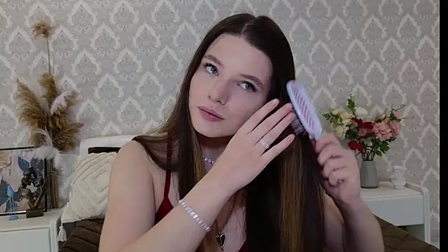 Nellie Medina online show from January 2025 07:39:01 PM