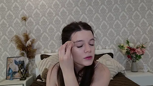 Nellie Medina online show from February 2025 07:16:02 PM