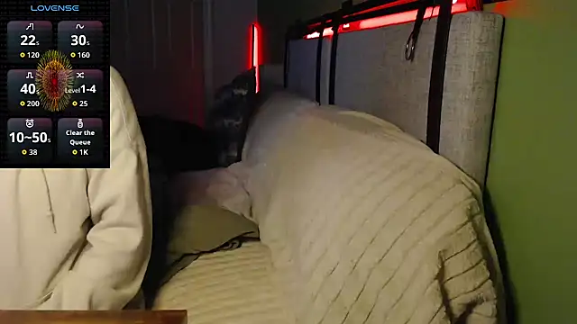 ivynyxx online show from October 2025 01:43:02 PM