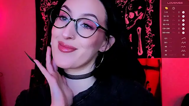 Miss Alice   online show from October 2025 12:33:01 AM