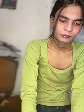 Enna Zarza  online show from April 2026 06:18:01 AM