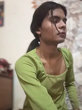 Enna Zarza  online show from June 2026 06:07:02 AM