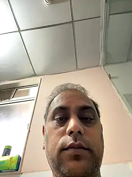 Snapshot of crazypk_horny chatting on December 2025 07:39:01 AM crazypk horny online show from December 2025 07:39:01 AM
