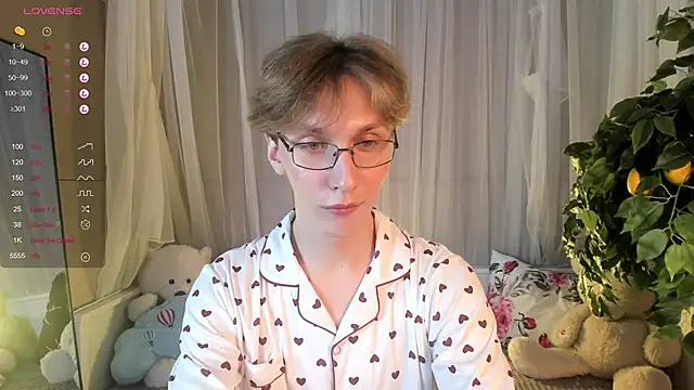 Adrian Di online show from January 2025 06:43:02 PM