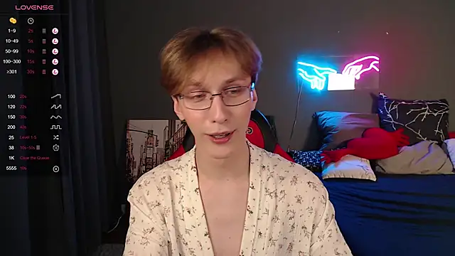 Adrian Di online show from January 2025 04:17:01 PM