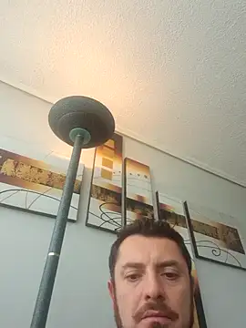 andy80111 online show from November 2025 07:03:01 PM