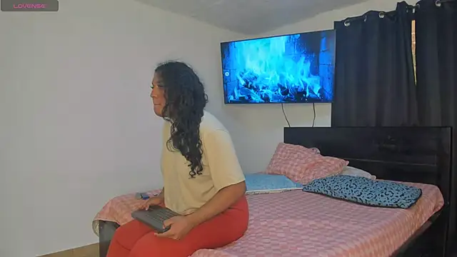 madisonbrunette online show from November 2025 08:05:01 PM