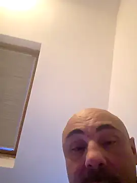 Insaneman1 online show from February 2026 04:25:02 PM