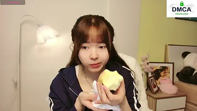 Chenjing0 online show from February 2025 04:42:02 AM