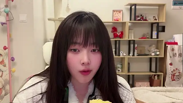 Chenjing0 online show from March 2026 12:55:01 PM