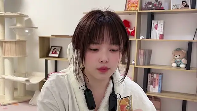 Chenjing0 online show from March 2026 01:04:02 PM