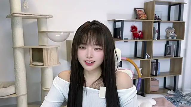 Chenjing0 online show from April 2026 02:41:01 PM