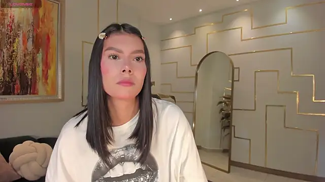 NiaSalvatore online show from February 2026 02:34:02 AM