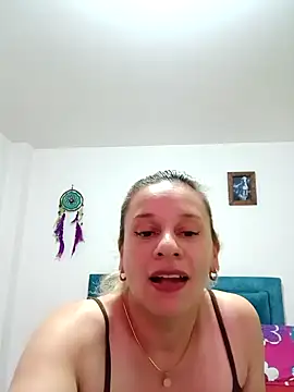 Snapshot of sofi_saliva2511 chatting on January 2025 11:20:01 PM sofi saliva2511 online show from January 2025 11:20:01 PM