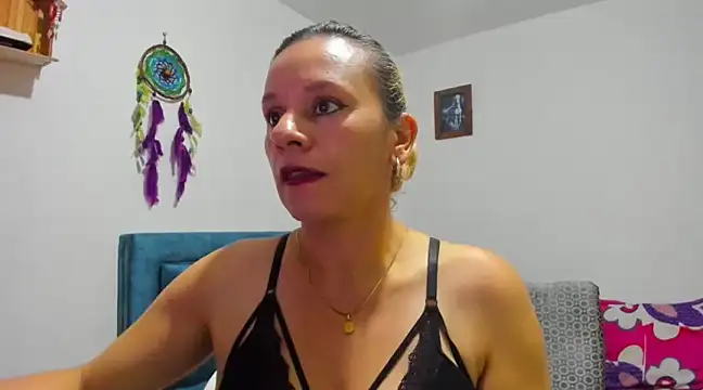 Snapshot of sofi_saliva2511 chatting on February 2025 05:51:02 PM sofi saliva2511 online show from February 2025 05:51:02 PM