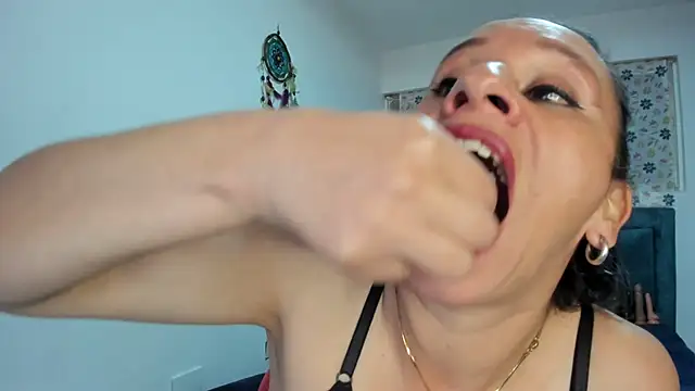 Snapshot of sofi_saliva2511 chatting on January 2026 05:51:02 PM sofi saliva2511 online show from January 2026 05:51:02 PM