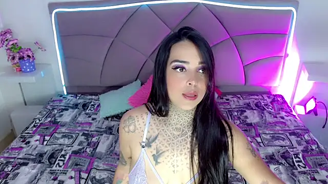 Carolaine01 online show from January 2026 03:47:01 PM