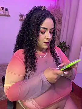 Snapshot of ariadna_cooper chatting on February 2026 03:10:01 AM ariadna cooper online show from February 2026 03:10:01 AM