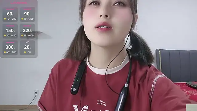 Lucky-xiuxiu online show from September 2025 01:22:02 PM