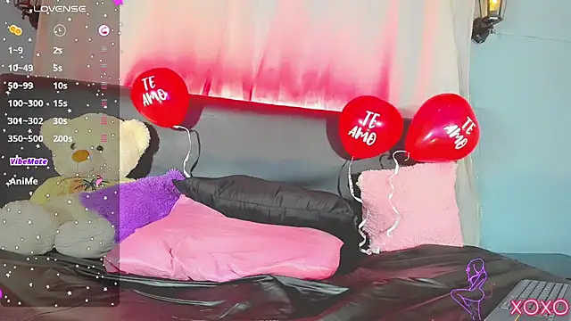 Snapshot of Gisele_fox chatting on February 2025 01:47:02 AM Gisele fox online show from February 2025 01:47:02 AM