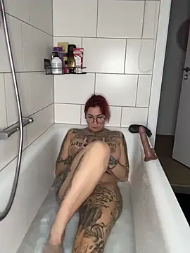 Mia-Fuchs online show from January 2025 10:44:02 PM