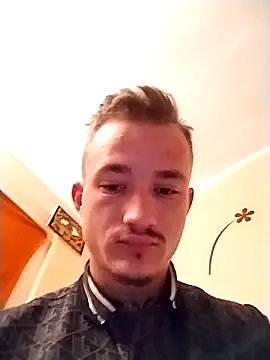 frankthefuck69 online show from March 2025 04:49:01 AM