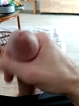 Snapshot of MisterHaze chatting on January 2026 10:52:02 AM MisterHaze online show from January 2026 10:52:02 AM