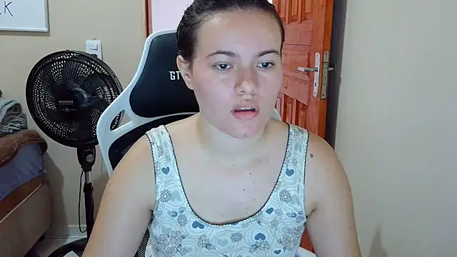 camillebr online show from February 2025 12:28:01 PM