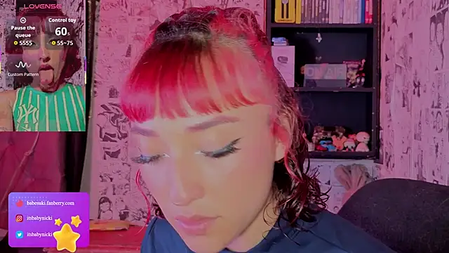 NickiYoung online show from April 2026 06:11:02 PM