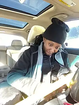 Snapshot of Yoshibaby2670 chatting on February 2025 07:03:02 PM Yoshibaby2670 online show from February 2025 07:03:02 PM