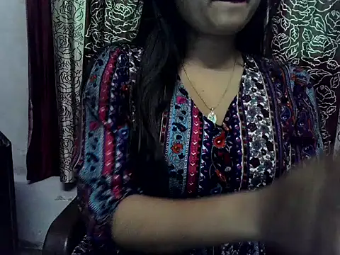 SIYA MAVI online show from January 2026 04:04:02 AM