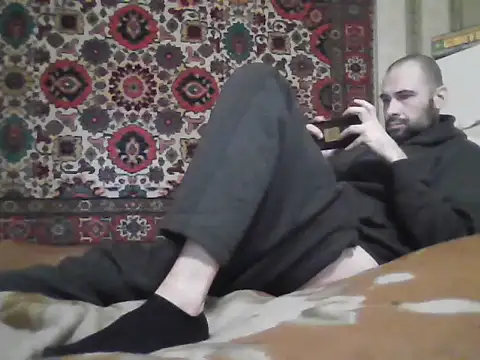 AlferezzSolvajo online show from October 2025 12:06:01 PM