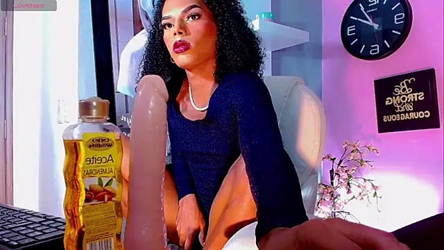 Snapshot of Diva_Smith02 chatting on January 2025 05:47:02 PM Diva Smith02 online show from January 2025 05:47:02 PM