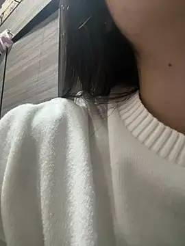 Maddy Jones online show from February 2025 06:19:01 PM