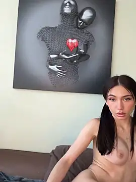 Maddy Jones online show from February 2025 07:46:01 PM