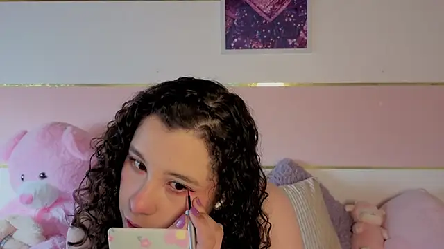 Charlotte  Miller online show from December 2025 12:10:01 PM