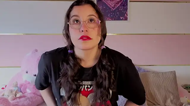 Snapshot of Charlotte__Miller chatting on December 2025 12:23:02 PM Charlotte Miller online show from December 2025 12:23:02 PM