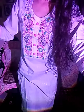 Angelnirvanaa online show from November 2025 02:29:01 PM